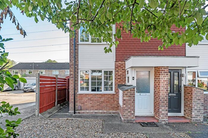 2 Bedroom Semi-Detached House For Sale In Aylesbury, Buckinghamshire, HP19