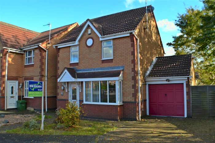 3 Bedroom Property To Rent In Totland Close, Great Sankey, Warrington, WA5