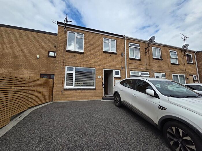 3 Bedroom Terraced House For Sale In May Tree Lane, Waterthorpe, Sheffield, S20