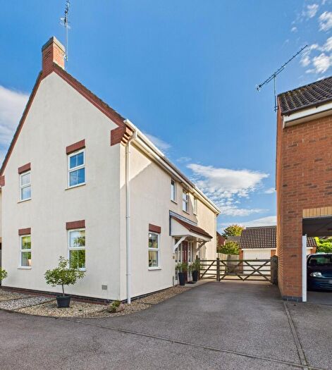 4 Bedroom Detached House For Sale In Ferndale Grove, Hinckley, LE10