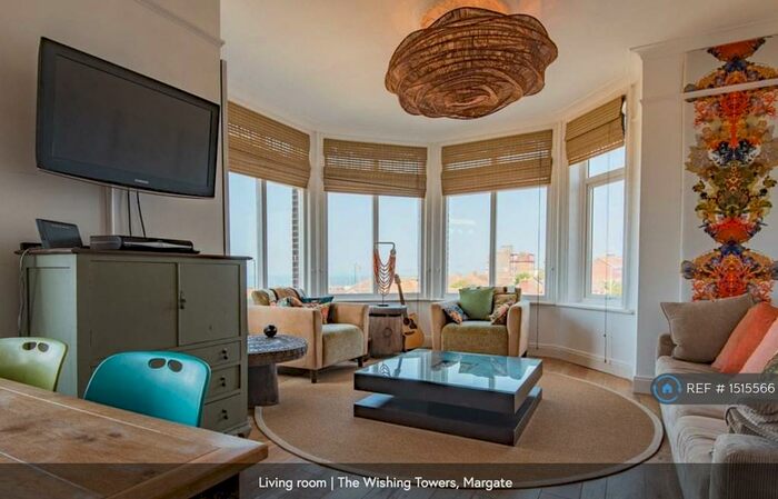 3 Bedroom Maisonette To Rent In Wishing Tower Apartments, Cliftonville, Margate, CT9