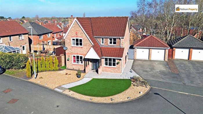 4 Bedroom Detached House For Sale In Ryeland Close, Lightwood, ST3