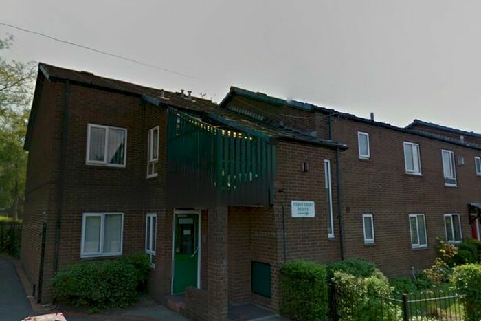 1 Bedroom Flat To Rent In Iveagh Court, Newbold, Sw, OL16