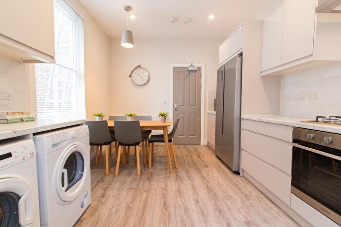 5 Bedroom Terraced House To Rent In Thornycroft Road, Liverpool, L15