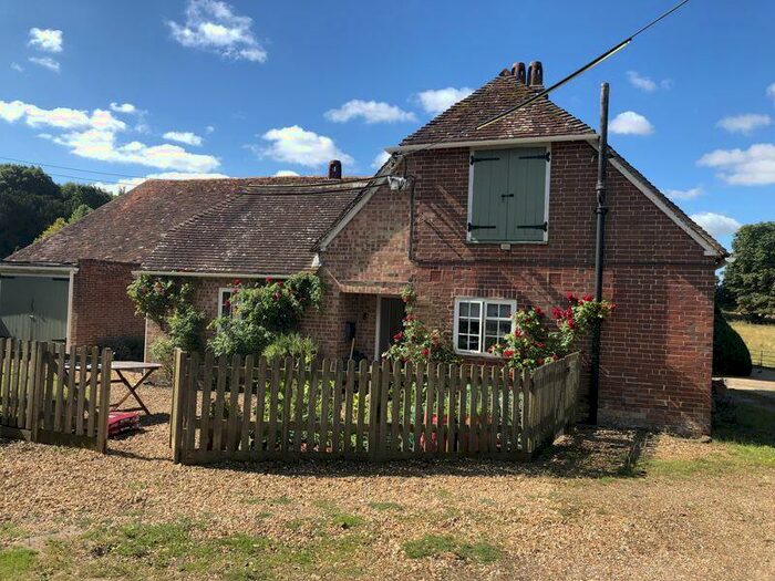 2 Bedroom Cottage To Rent In Upham, Nr Winchester / Bishops Waltham, Hampshire, SO32