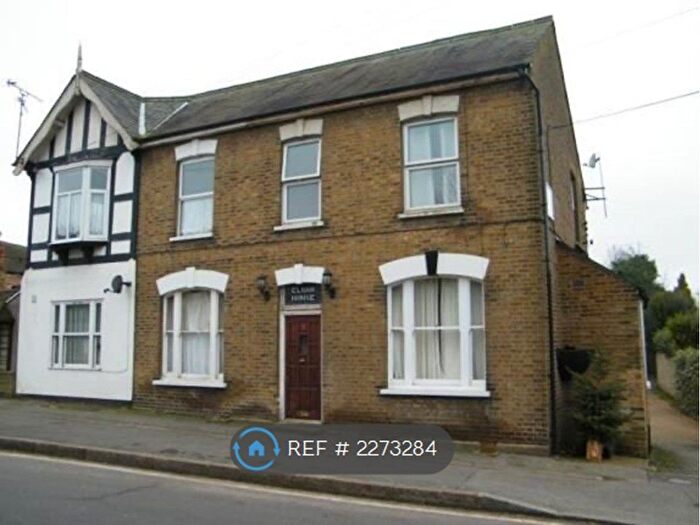 Studio To Rent In North Road, Havering-Atte-Bower, Romford, RM4