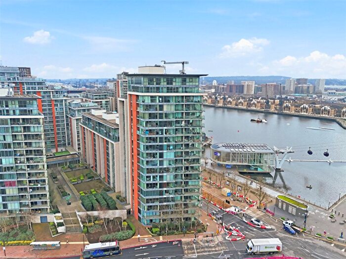 1 Bedroom Flat For Sale In Alaska Apartments, , Western Gateway, Newham, London, E16