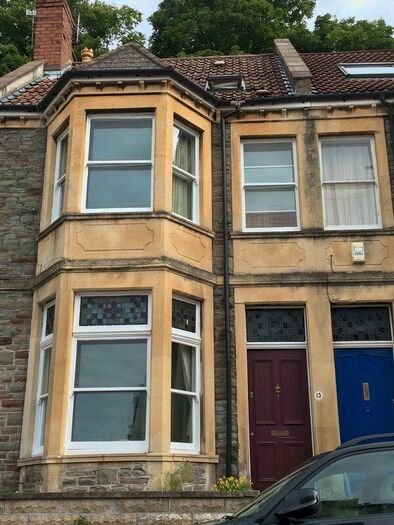 6 Bedroom Terraced House To Rent In Cornwallis Avenue, Bristol, BS8