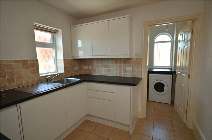 2 Bedroom Flat To Rent In Flat Sycamore House, Swindon Road, SN3