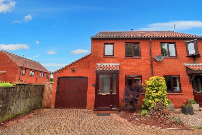 2 Bedroom Semi-Detached House For Sale In Glosthorpe Manor, Ashwicken, Norfolk, PE32