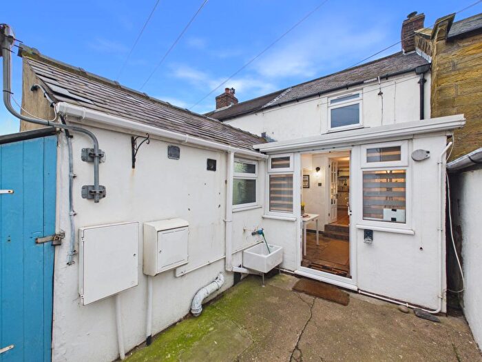 2 Bedroom Cottage For Sale In Rosedale Lane, Port Mulgrave, TS13