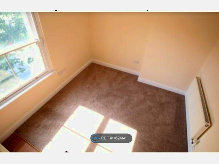 1 Bedroom Flat To Rent In Guildhall, Bedford, MK40