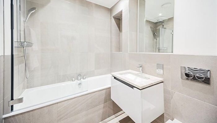 2 Bedroom Flat To Rent In Palace Wharf, Rainville Road, London, W6