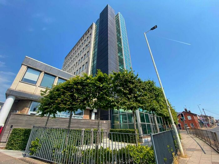 1 Bedroom Apartment To Rent In City Centre, Chelmsford, CM2