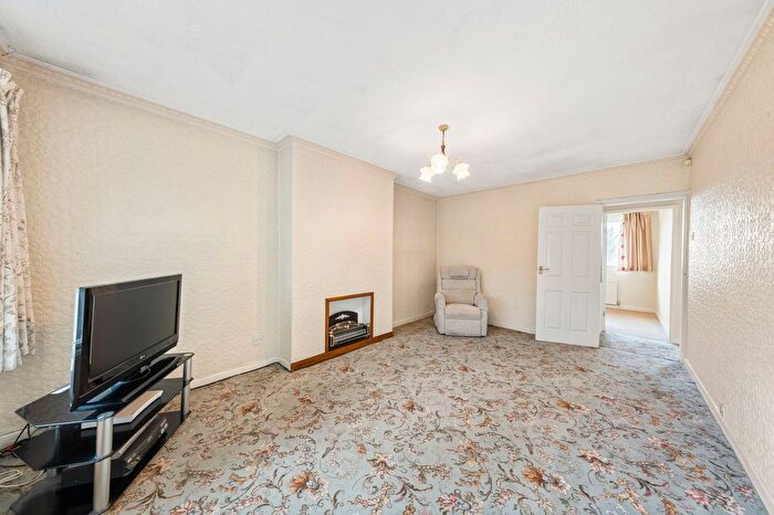 2 Bedroom Semi-Detached Bungalow For Sale In Myddleton Lane, Winwick, WA2