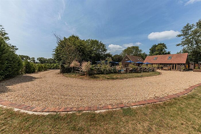 4 Bedroom Detached House For Sale In Grinsell Hill, Minster, Ramsgate, CT12