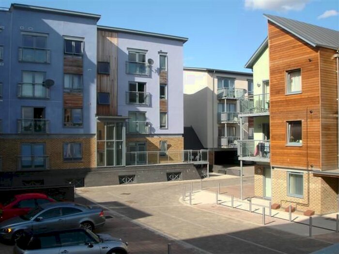 2 Bedroom Flat To Rent In Quayside Drive, Colchester, Essex, CO2