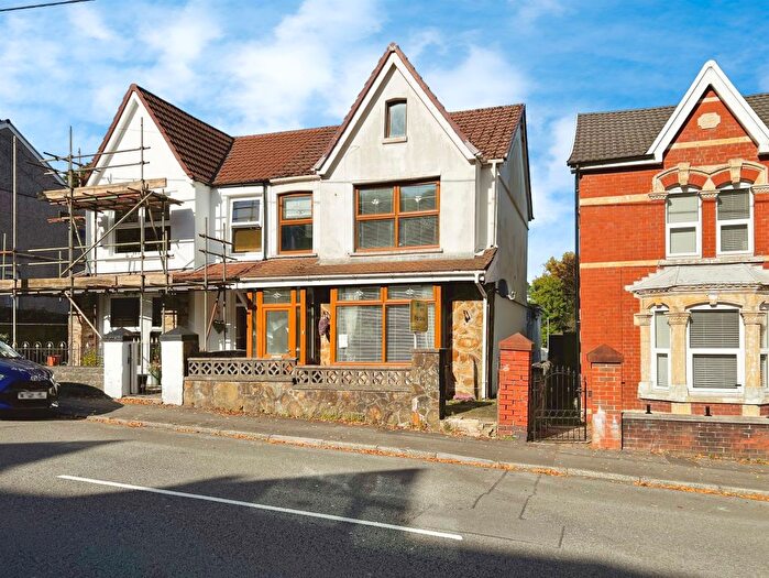 3 Bedroom Semi-Detached House For Sale In Neath Road, Maesteg, CF34