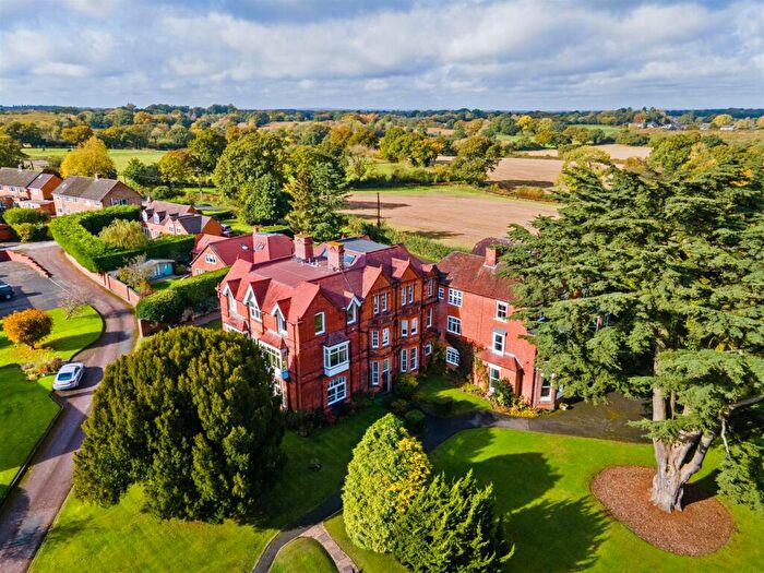 3 Bedroom Apartment For Sale In Glasshouse Lane, Lapworth, Solihull, B94