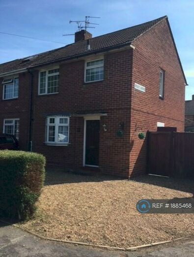 2 Bedroom End Of Terrace House To Rent In Hazelholt Drive, Havant, PO9
