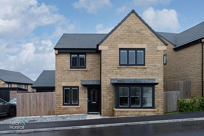 4 Bedroom Detached House For Sale In Dawson Drive, Cliviger, Burnley, BB10