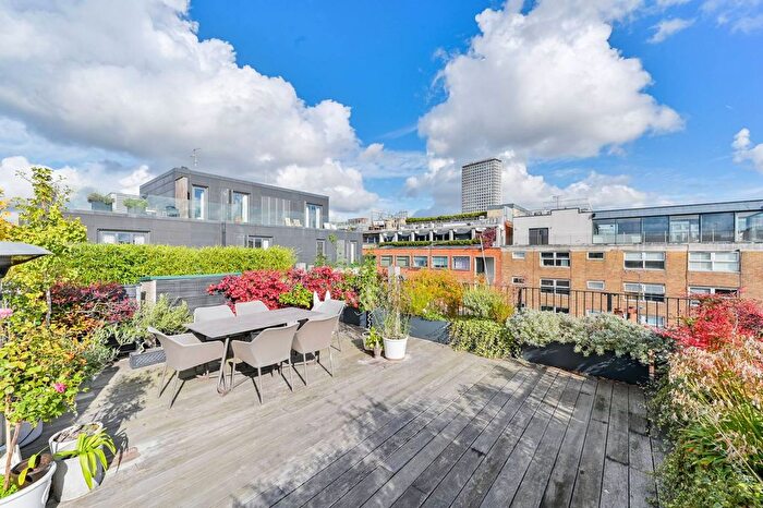 3 Bedroom Flat To Rent In Richmond Buildings, Soho, London, W1D