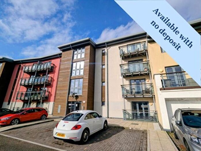 2 Bedroom Flat To Rent In St Stephens Court, Marina, Swansea, SA1