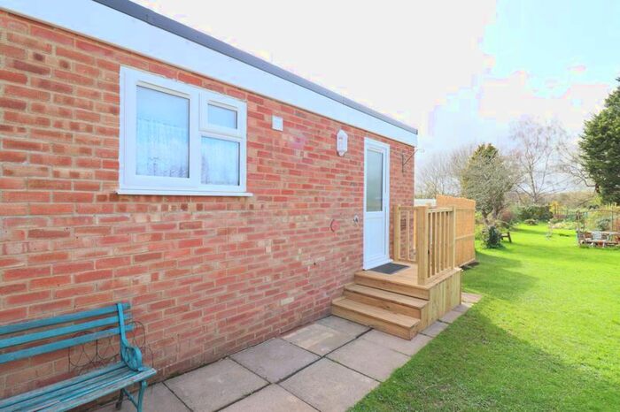 1 Bedroom Detached Bungalow To Rent In Oxstalls Drive, Longlevens, Gloucester, GL2