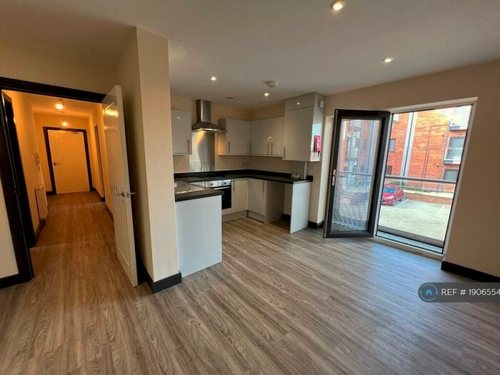 2 Bedroom Flat To Rent In Kane Block, Leicester, LE2