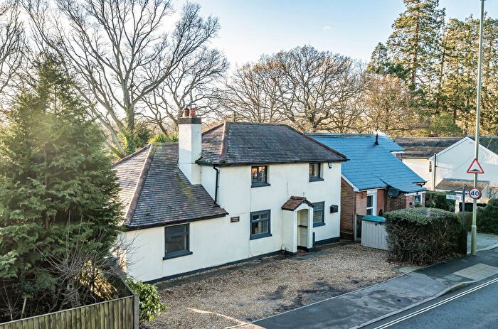 3 Bedroom Detached House For Sale In Moorhill Road, West End, Southampton, Hampshire, SO30