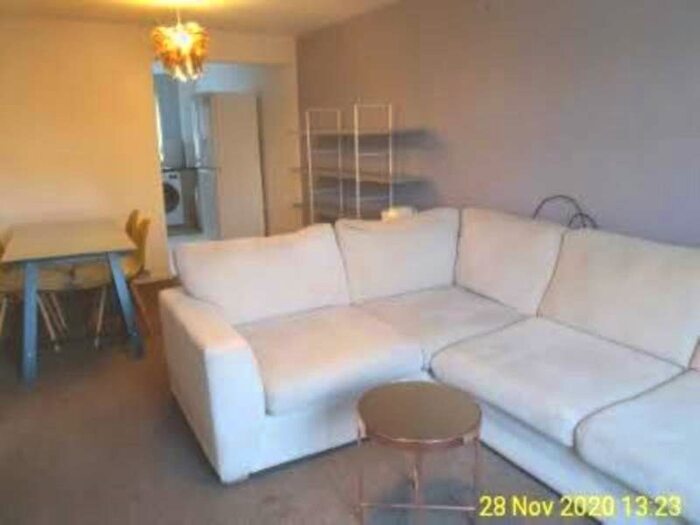 2 Bedroom Apartment To Rent In Hardy Close, Dukinfield, SK16