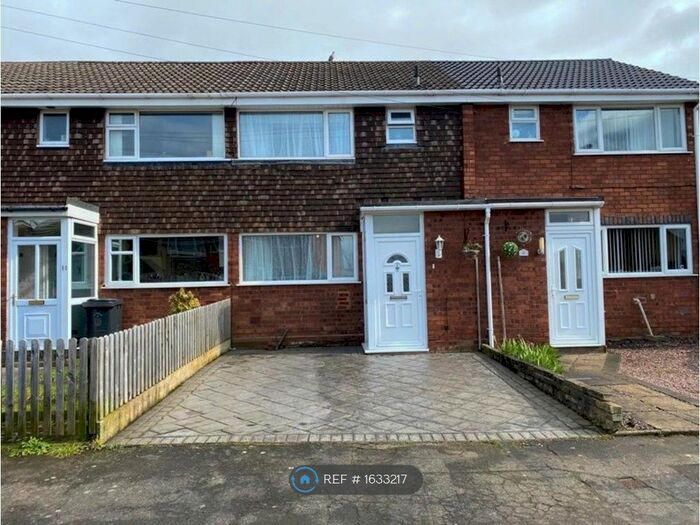 3 Bedroom Terraced House To Rent In Summerfield Road, Burntwood, WS7