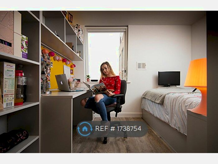 1 Bedroom Flat To Rent In Andover Road, Winchester, SO23