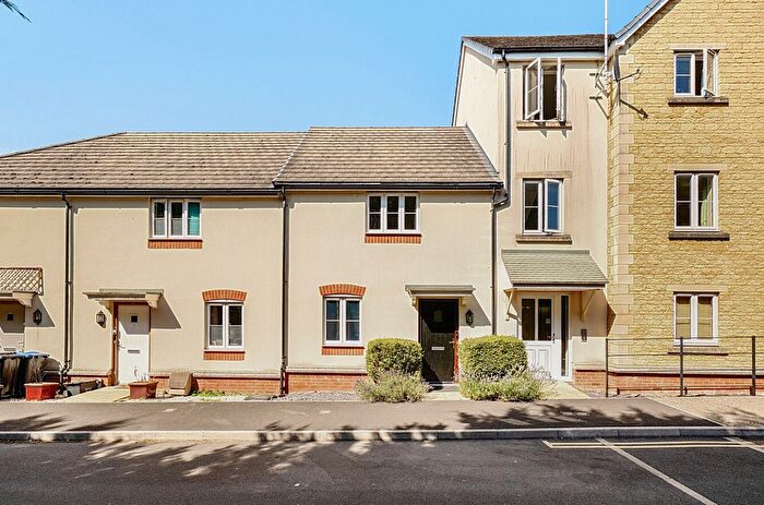 2 Bedroom Terraced House For Sale In Station Road, Calne, Wiltshire, SN11