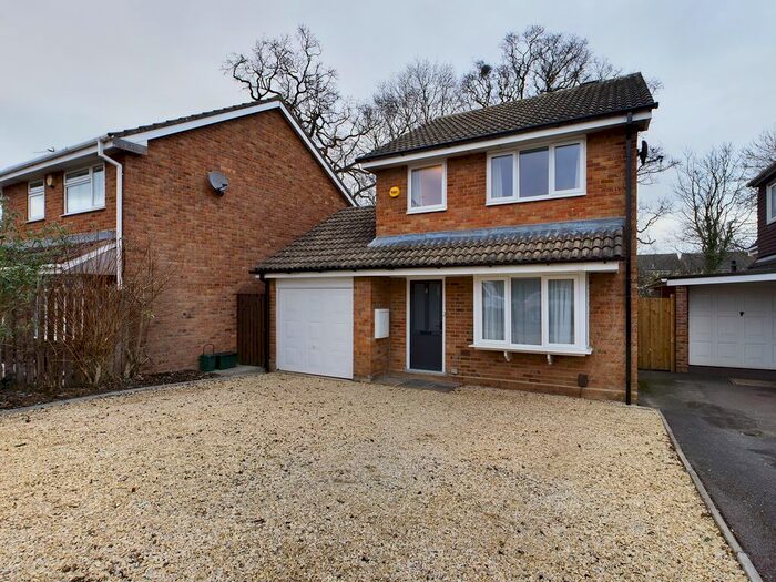 3 Bedroom Property To Rent In Castlemaine Drive, Cheltenham, Gloucestershire GL51