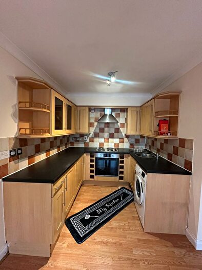 1 Bedroom Flat To Rent In Flat, - Chapel Street, Luton, LU1