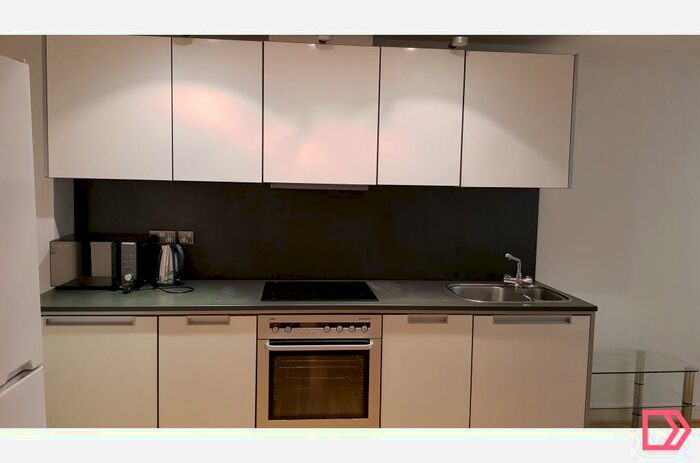 2 Bedroom Flat To Rent In Islington Gates, Birmingham, West Midlands, B3