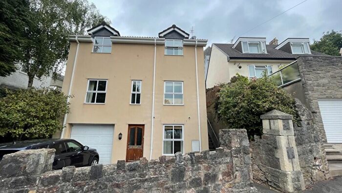 4 Bedroom Detached House To Rent In Coombe Road, Weston-super-Mare, BS23