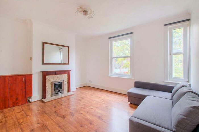 1 Bedroom Flat To Rent In Eglinton Hill, Woolwich, London, SE18