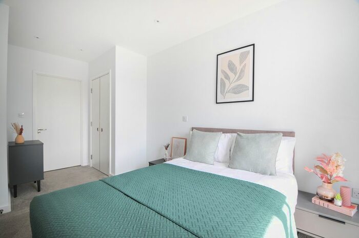 2 Bedroom Flat For Sale In Bedroom Apartment – Local Blackfriars, Salford, M3