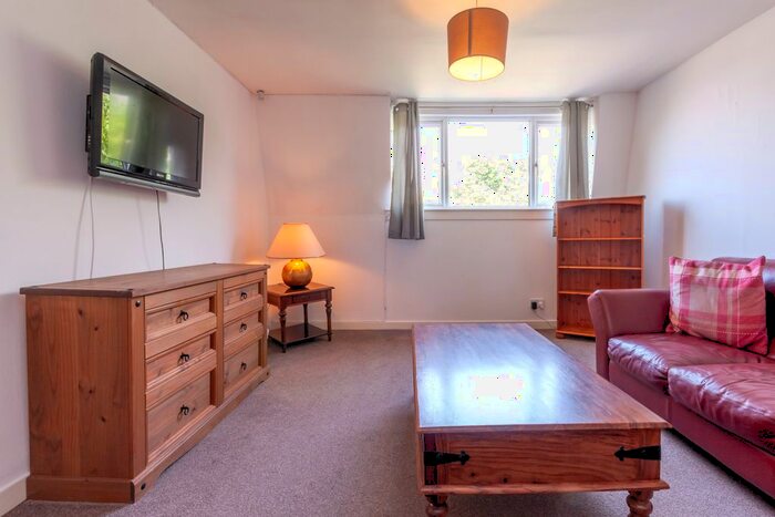 3 Bedroom Flat To Rent In Clifton Road, Hilton, Aberdeen, AB24