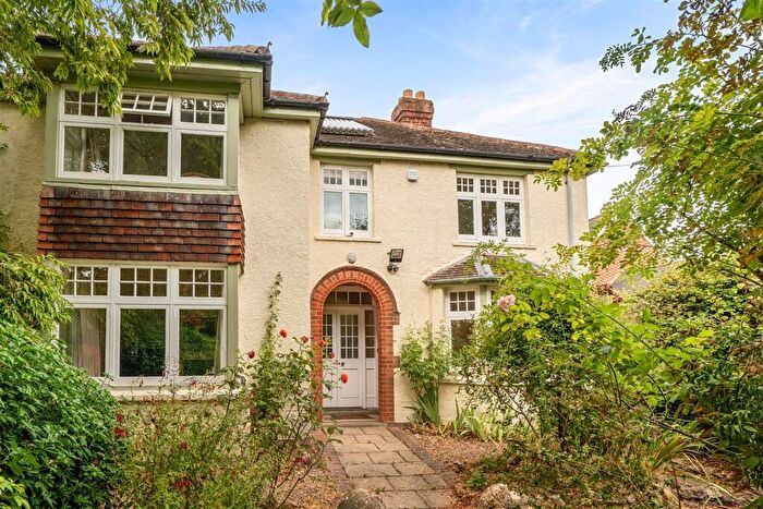 4 Bedroom Detached House For Sale In Post Office Lane, Wantage, Oxfordshire, OX12