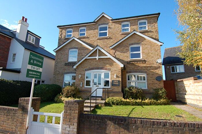 1 Bedroom Flat To Rent In Belgrade Road, Hampton, TW12