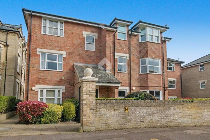 2 Bedroom Flat To Rent In Oxford Road, Colchester, Essex, CO3