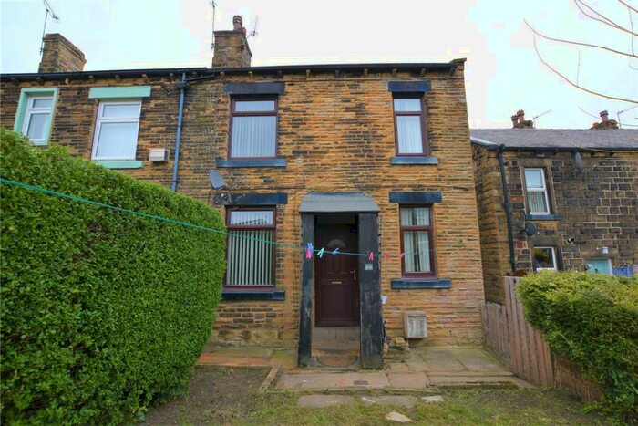 2 Bedroom Terraced House To Rent In Asquith Avenue, Morley, Leeds, LS27