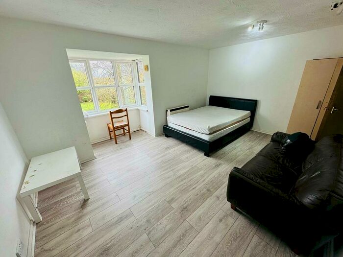 1 Bedroom Flat To Rent In Conifer Way, Wembley, HA0