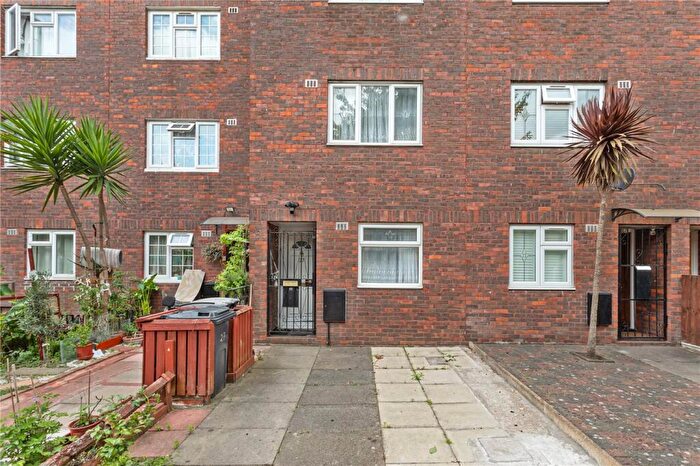 4 Bedroom House For Sale In Vallance Road, London, E1