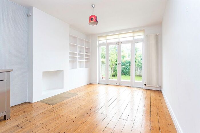4 Bedroom Terraced House To Rent In Beauval Road, Dulwich, SE22
