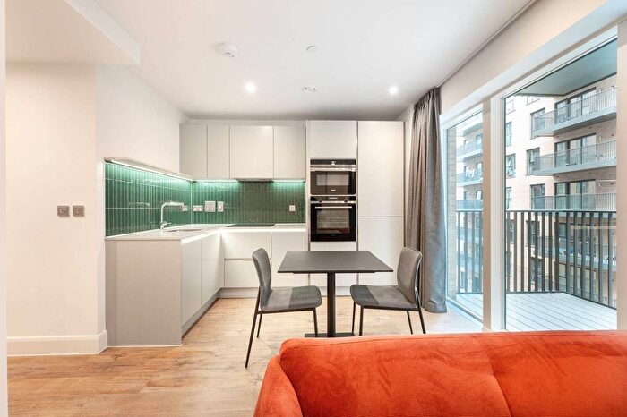 Studio To Rent In Uncle Colindale, Colindale, London, NW9