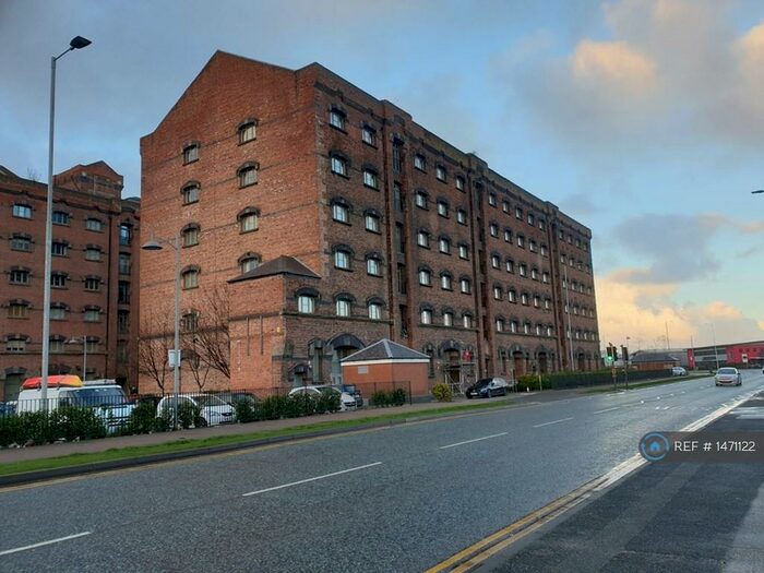 2 Bedroom Flat To Rent In East Float Quay, Birkenhead, CH41